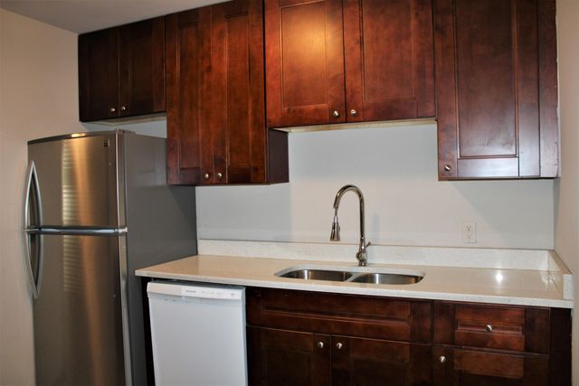 4345 Leslie Street, North Charleston, SC 29418