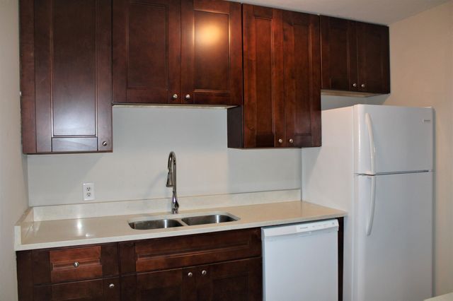 4345 Leslie Street, North Charleston, SC 29418