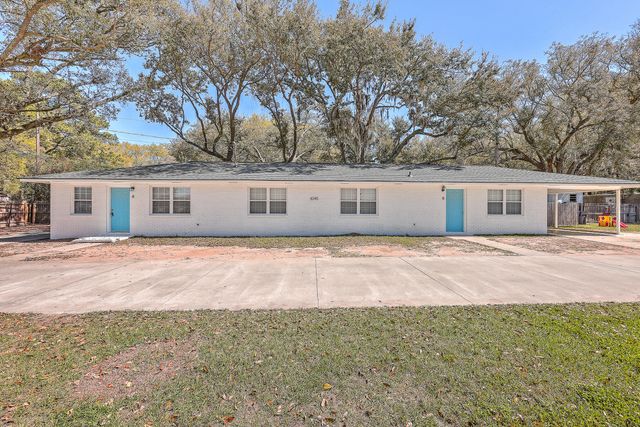 4345 Leslie Street, North Charleston, SC 29418