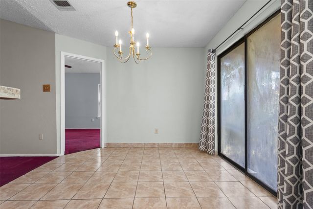 206 Southerland Avenue, Mesquite, TX 75150