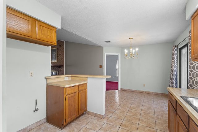 206 Southerland Avenue, Mesquite, TX 75150