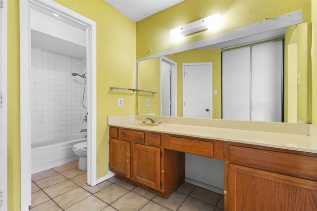 206 Southerland Avenue, Mesquite, TX 75150