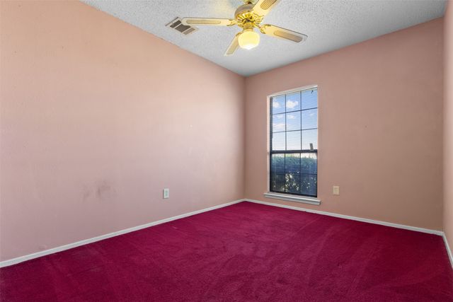 206 Southerland Avenue, Mesquite, TX 75150