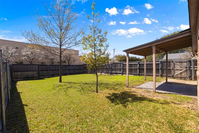 206 Southerland Avenue, Mesquite, TX 75150