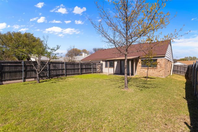 206 Southerland Avenue, Mesquite, TX 75150