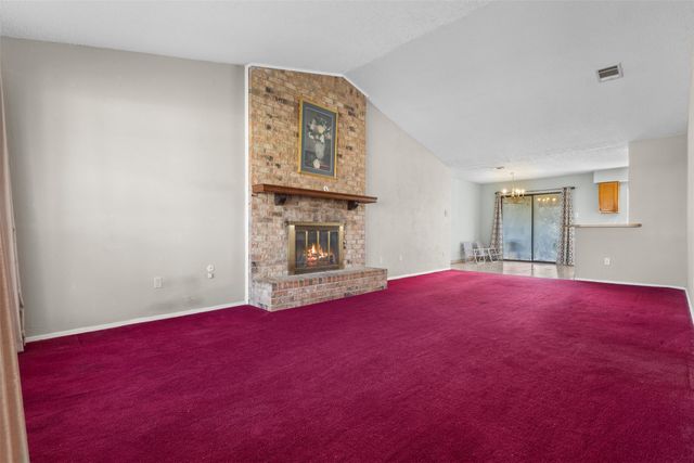 206 Southerland Avenue, Mesquite, TX 75150