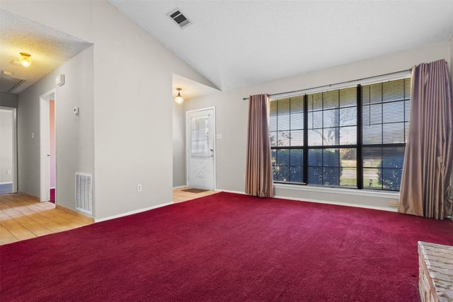 206 Southerland Avenue, Mesquite, TX 75150