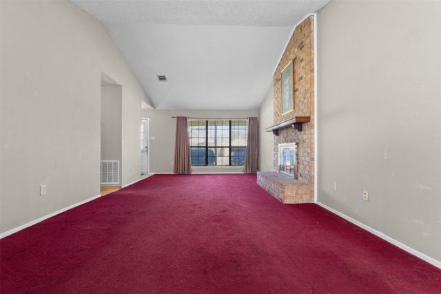 206 Southerland Avenue, Mesquite, TX 75150