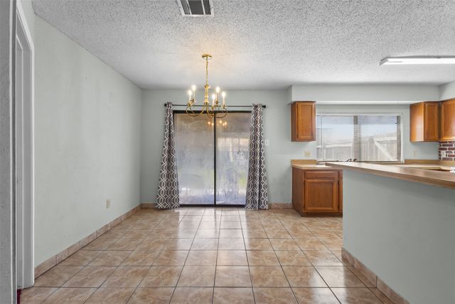 206 Southerland Avenue, Mesquite, TX 75150