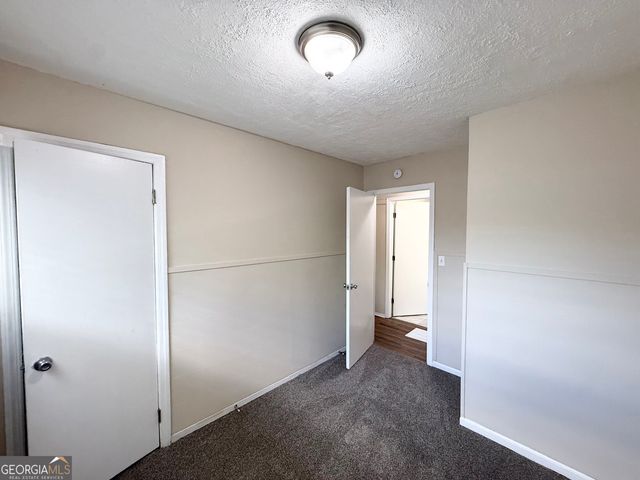 939 N Eugenia Place NW, Atlanta, GA 30318