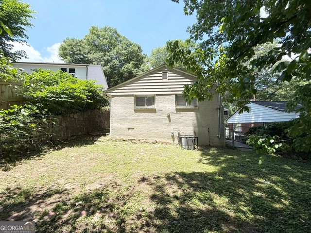 939 N Eugenia Place NW, Atlanta, GA 30318