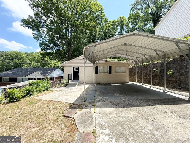939 N Eugenia Place NW, Atlanta, GA 30318