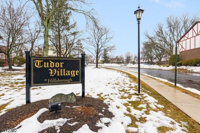 91 Devonshire Ct, Hillsborough Twp., NJ 08844