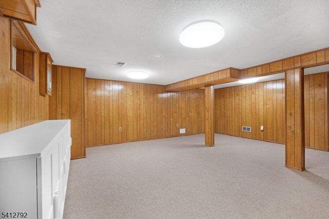 91 Devonshire Ct, Hillsborough Twp., NJ 08844