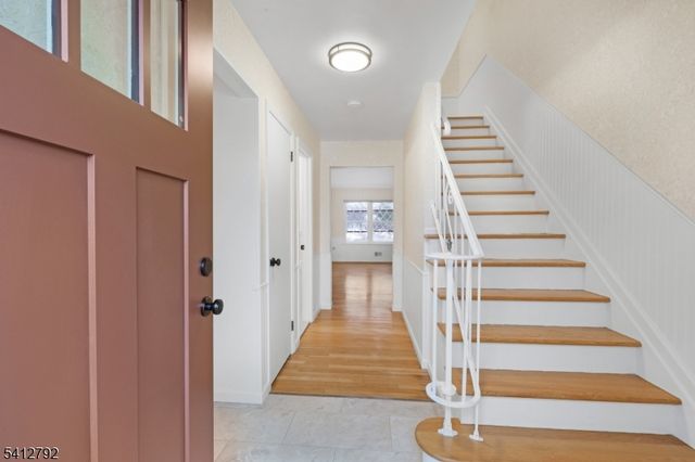 91 Devonshire Ct, Hillsborough Twp., NJ 08844