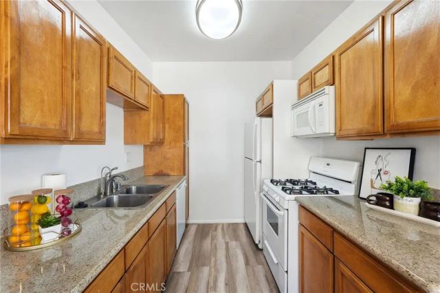 9900 Jordan Ave 62, Chatsworth, CA 91311