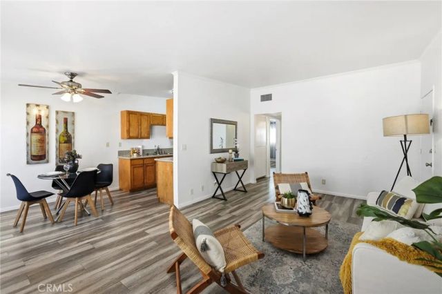 9900 Jordan Ave 62, Chatsworth, CA 91311