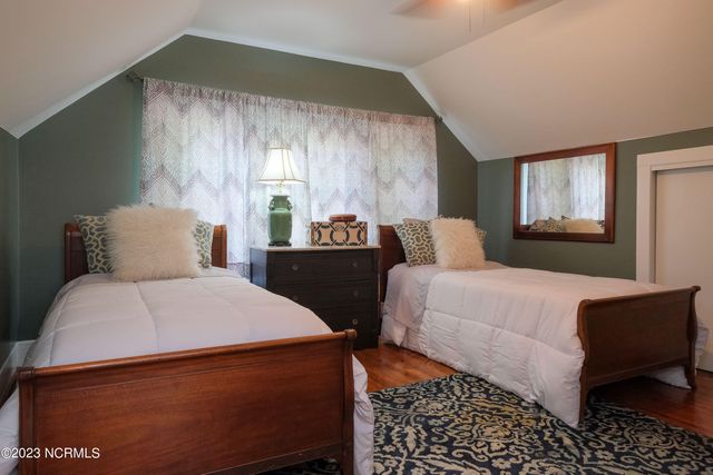 111 S Oakum Street, Edenton, NC 27932