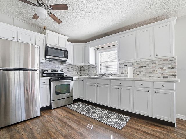 32322 OAK PARK DRIVE, Leesburg, FL 34748