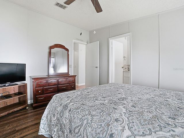 32322 OAK PARK DRIVE, Leesburg, FL 34748