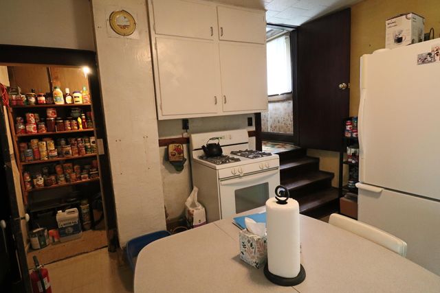 784 N 625 E, Westville, IN 46391