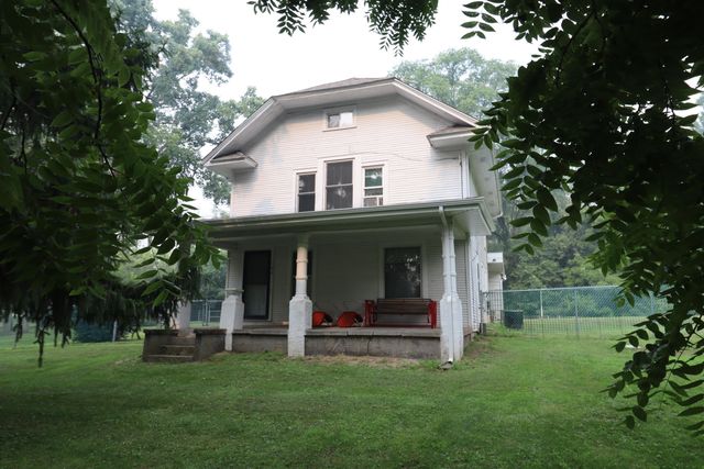 784 N 625 E, Westville, IN 46391