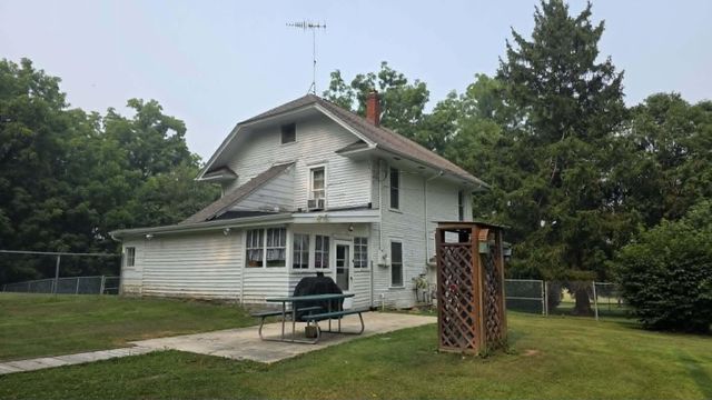 784 N 625 E, Westville, IN 46391