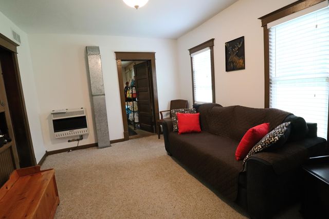 784 N 625 E, Westville, IN 46391