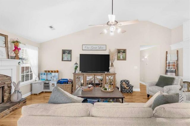 50 Central Grove Road, Rome, GA 30165