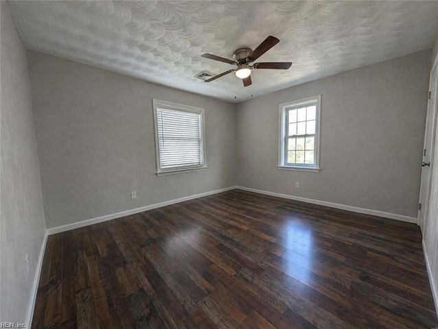 3452 W Bonner DR, Norfolk, VA 23513