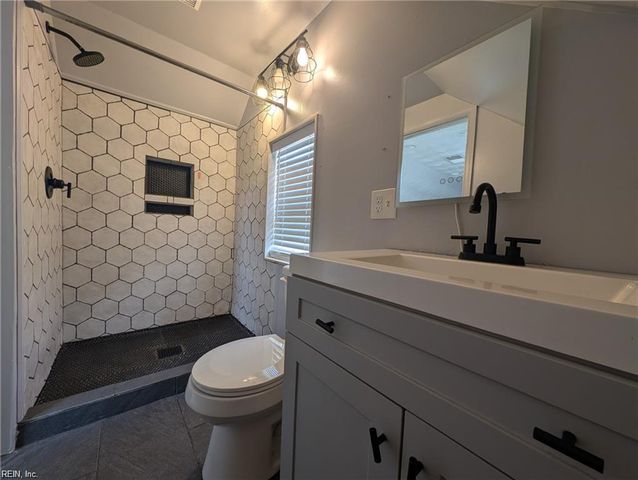 3452 W Bonner DR, Norfolk, VA 23513