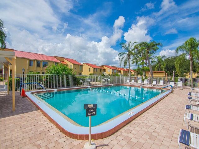 5373 SE Miles Grant Road 208, Stuart, FL 34997