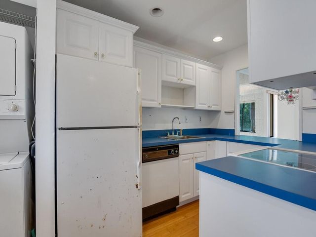 5373 SE Miles Grant Road 208, Stuart, FL 34997