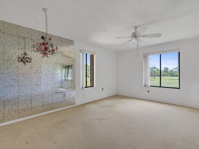 5373 SE Miles Grant Road 208, Stuart, FL 34997