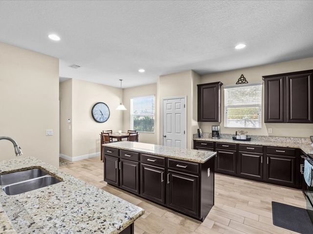 4607 Ashley Lake Circle, Vero Beach, FL 32967