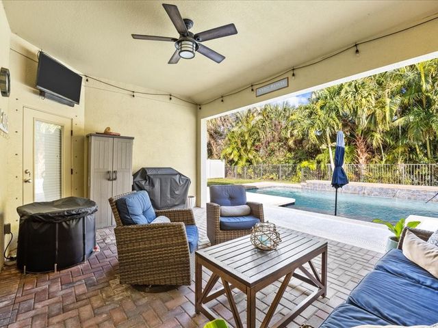 4607 Ashley Lake Circle, Vero Beach, FL 32967