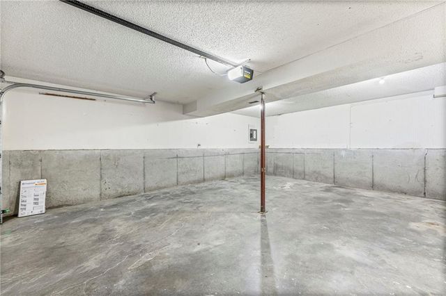 3408 W 13th Street, Lawrence, KS 66049