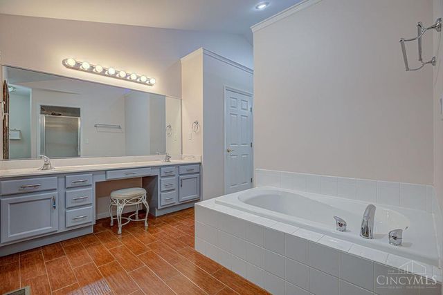 1015 Olde Station Court, Fairfield, OH 45014