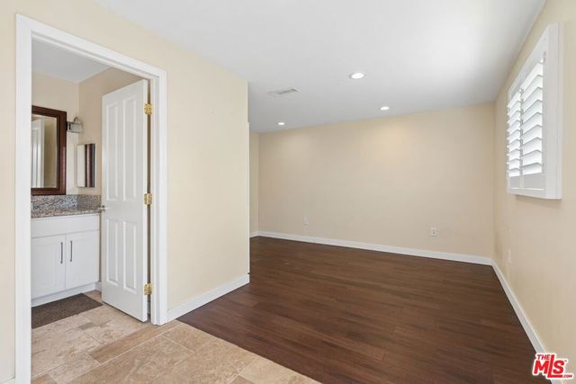 8911 Cattaraugus Avenue, Los Angeles, CA 90034