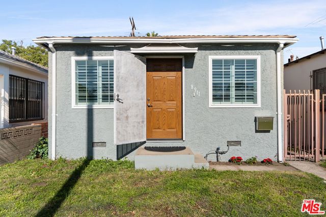 8911 Cattaraugus Avenue, Los Angeles, CA 90034