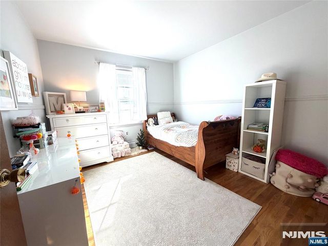 34 Meyerhoff Place B, Oradell, NJ 07649