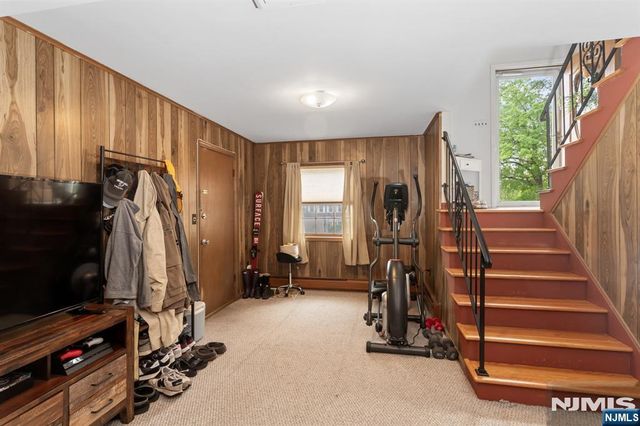 34 Meyerhoff Place B, Oradell, NJ 07649
