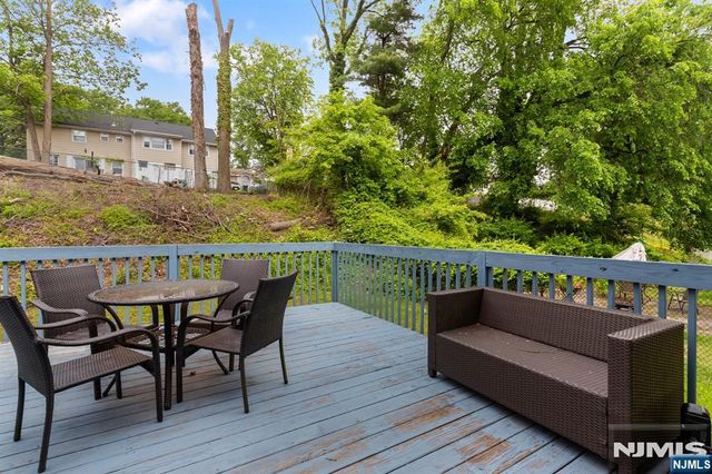 34 Meyerhoff Place B, Oradell, NJ 07649