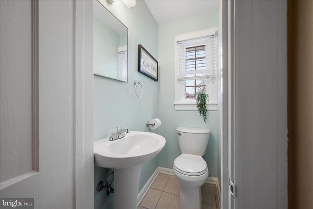 407 JEFFERSON ST, Winchester, VA 22601