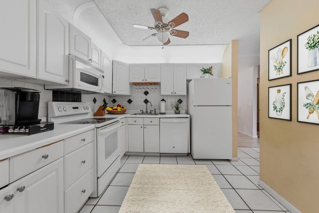 4520 Feivel Road 49, West Palm Beach, FL 33417