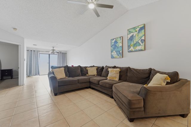 4520 Feivel Road 49, West Palm Beach, FL 33417