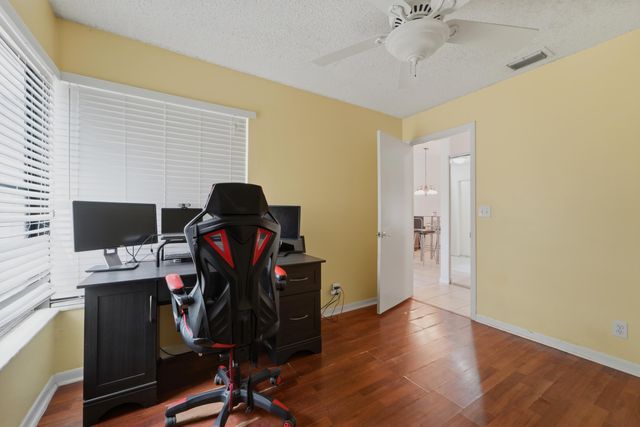 4520 Feivel Road 49, West Palm Beach, FL 33417