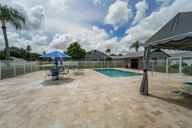 4520 Feivel Road 49, West Palm Beach, FL 33417