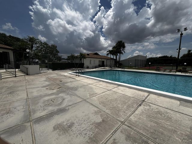 4520 Feivel Road 49, West Palm Beach, FL 33417