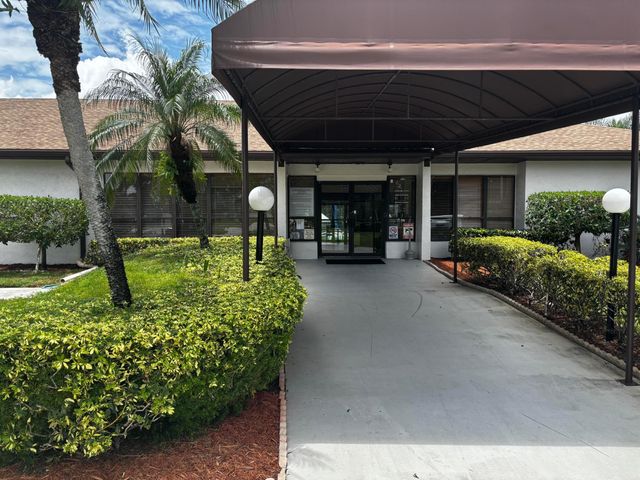 4520 Feivel Road 49, West Palm Beach, FL 33417